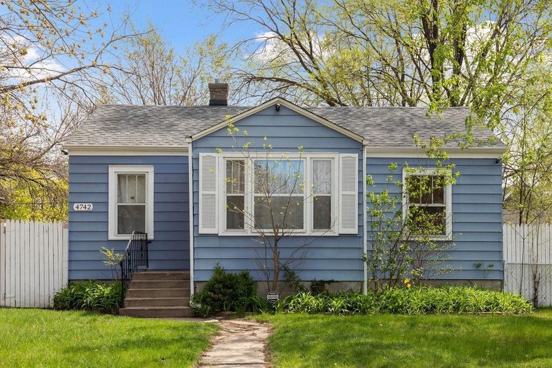 4742 Colfax Ave N, Minneapolis, MN 55430