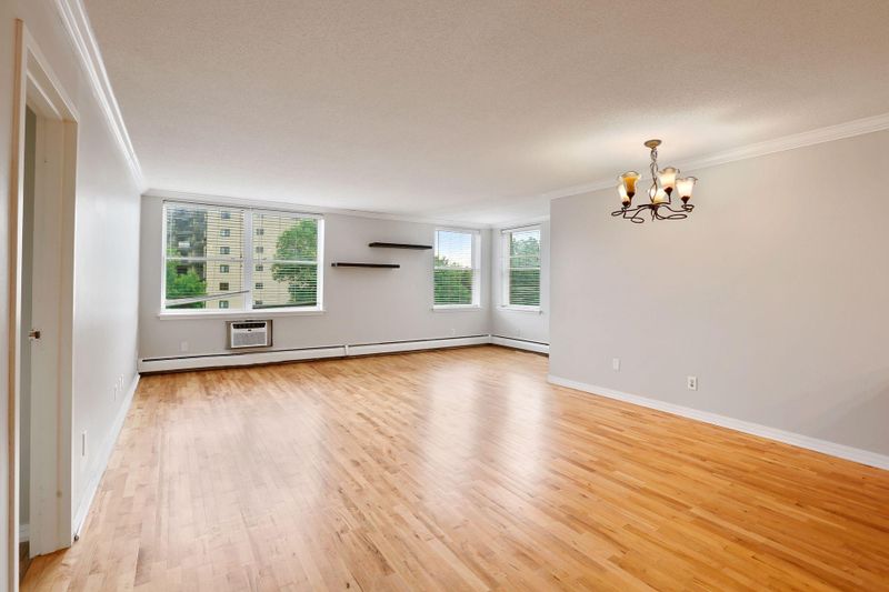 3150 Excelsior Blvd #403, Minneapolis, MN 55416