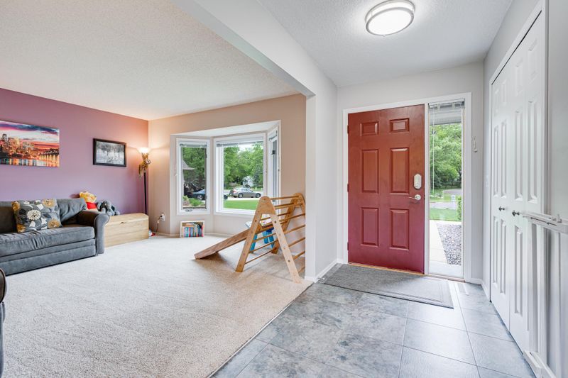 5299 Oxbow Pl, Champlin, MN 55316