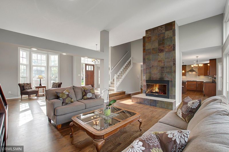 6471 Bretton Way, Chanhassen, MN 55317