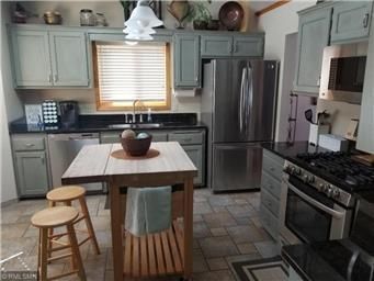 3870 Meadow Ln, Excelsior, MN 55331