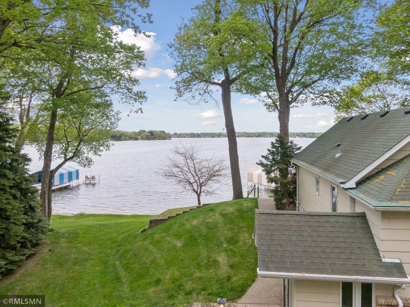 4041 N Shore Dr, Mound, MN 55364
