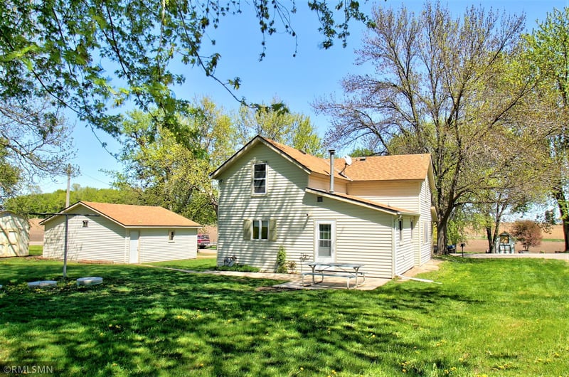 23815 Holt Ave, Hampton, MN 55031