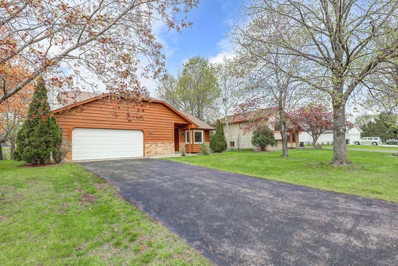 3831 123rd Ave NW, Coon Rapids, MN 55433