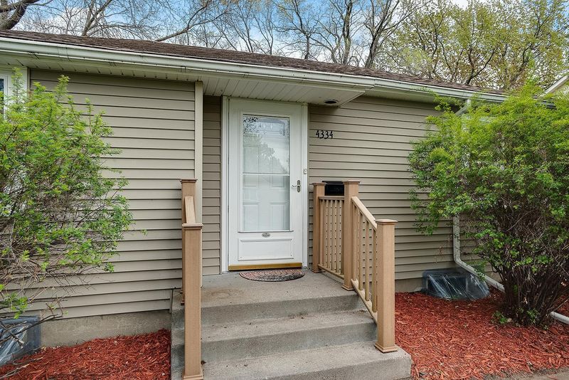 4334 Unity Ave N, Robbinsdale, MN 55422