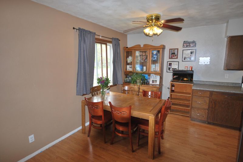103 5th St SW, Dodge Center, MN 55927