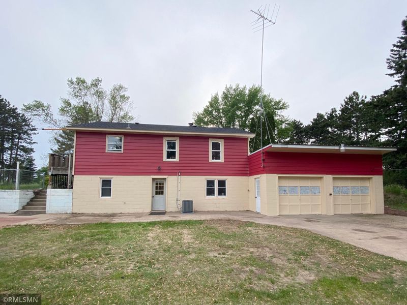32001 Palm St NW, Cambridge, MN 55008