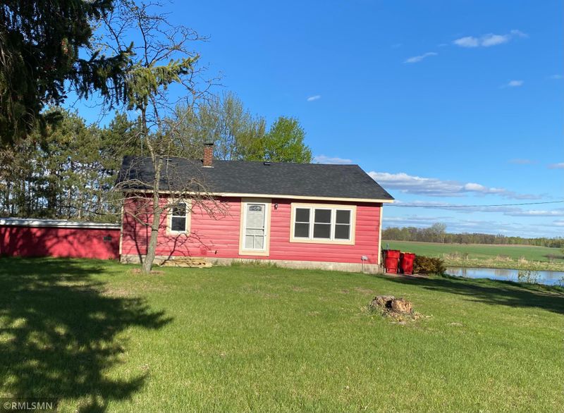 32001 Palm St NW, Cambridge, MN 55008