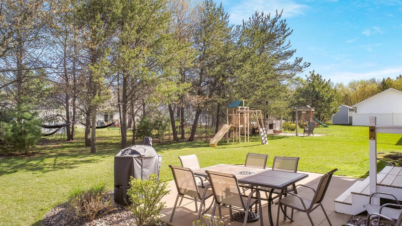 2520 Cottagewood Ln, Altoona, WI 54720