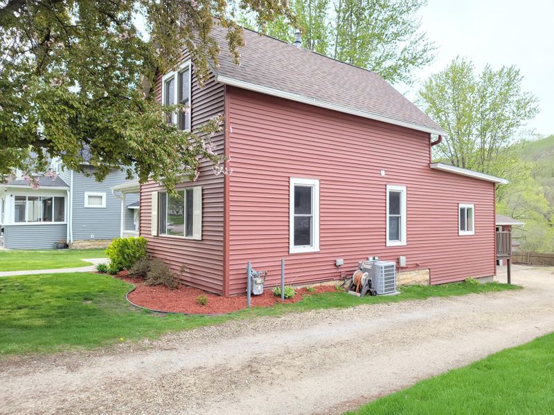 438 E 7th St, Red Wing, MN 55066