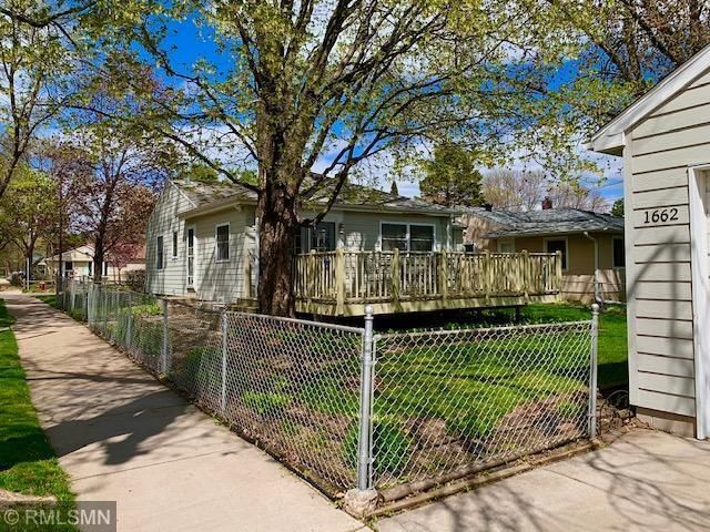 1662 Iowa Ave E, Saint Paul, MN 55106