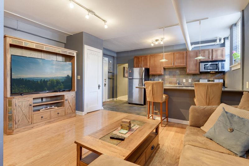 1901 Stevens Ave #2, Minneapolis, MN 55403