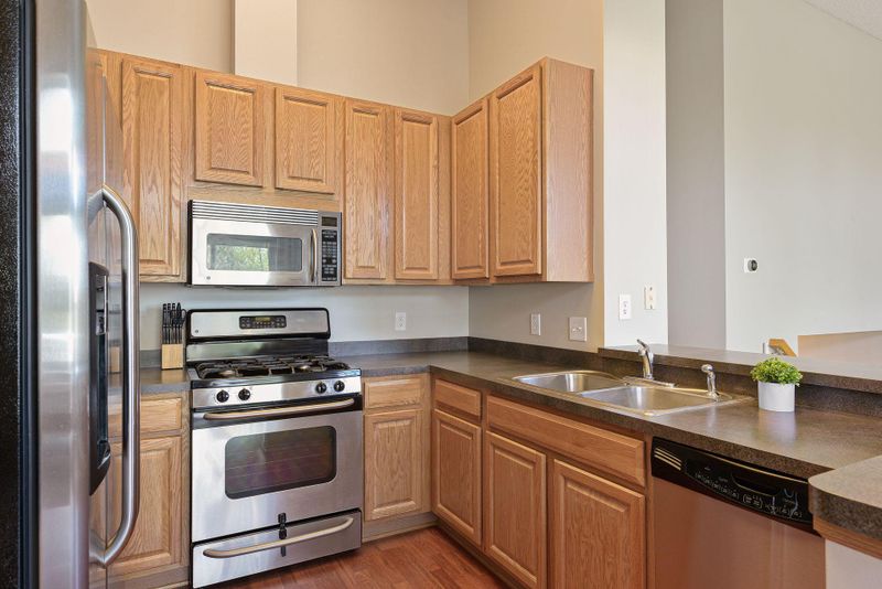 17506 70th Pl N, Maple Grove, MN 55311