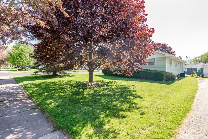 1200 E 6th St, Marshfield, WI 54449
