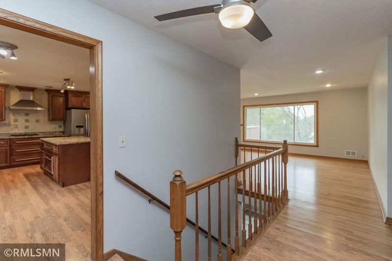 6913 Antrim Rd, Edina, MN 55439