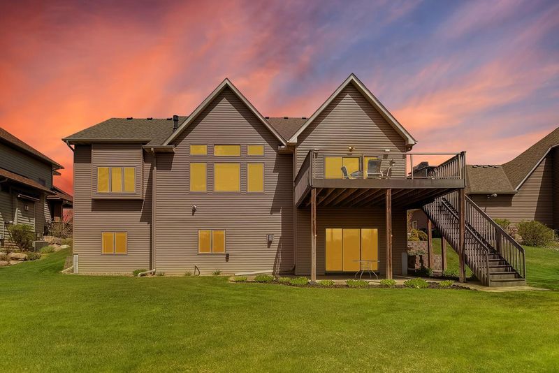 6257 W Shadow Lake Dr, Lino Lakes, MN 55014