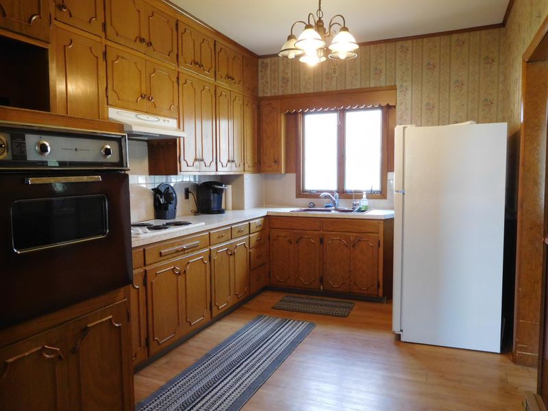 314 1st St SE, Elbow Lake, MN 56531