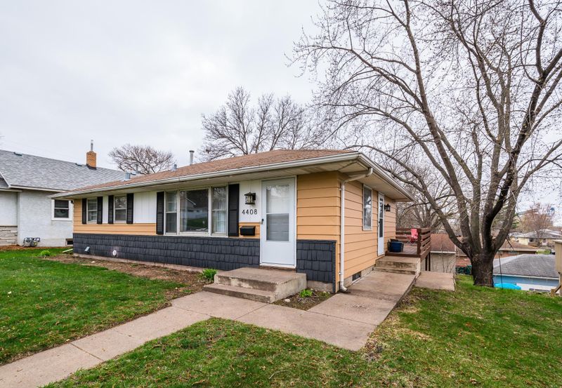 4408 3rd St NE, Columbia Heights, MN 55421