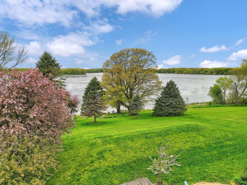 16127 Pepin Ln, Montgomery, MN 56069