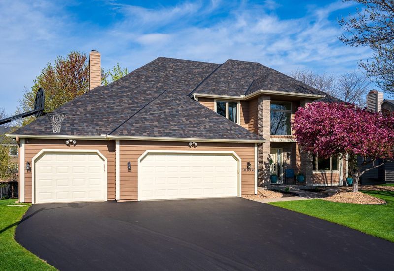 10812 Yukon Ave S, Bloomington, MN 55438