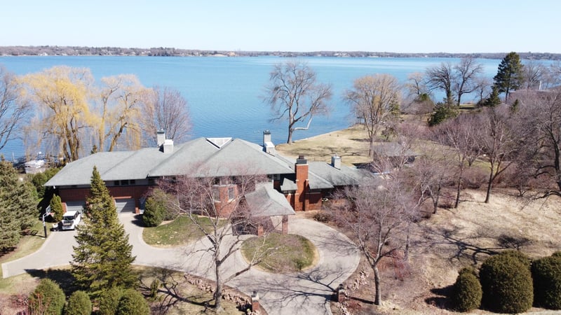 1280 Bracketts Point Rd, Wayzata, MN 55391