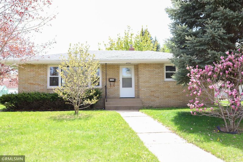 1180 Euclid St, Saint Paul, MN 55106