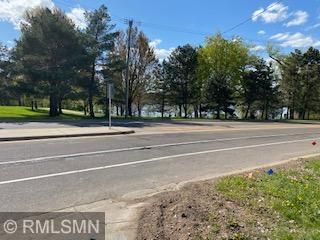 963 Como Blvd E, Saint Paul, MN 55103