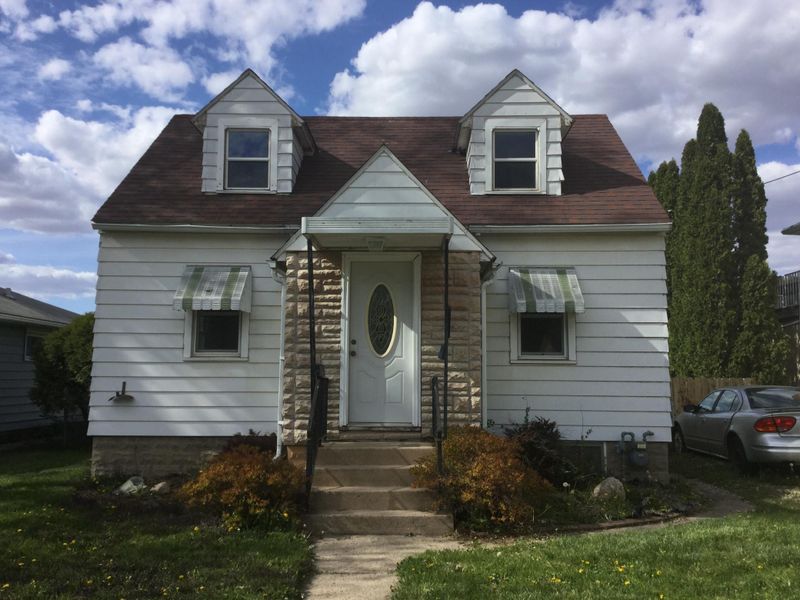 1621 E Oakland Ave, Austin, MN 55912