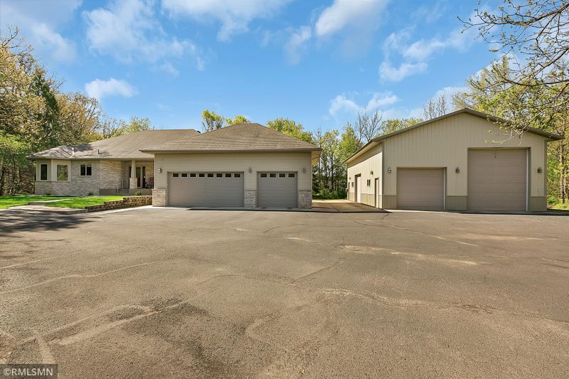 1953 245th St, Saint Augusta, MN 56301