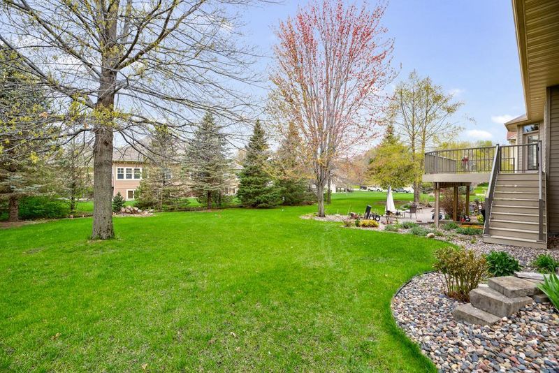 1973 Woodcrest Dr NE, Owatonna, MN 55060