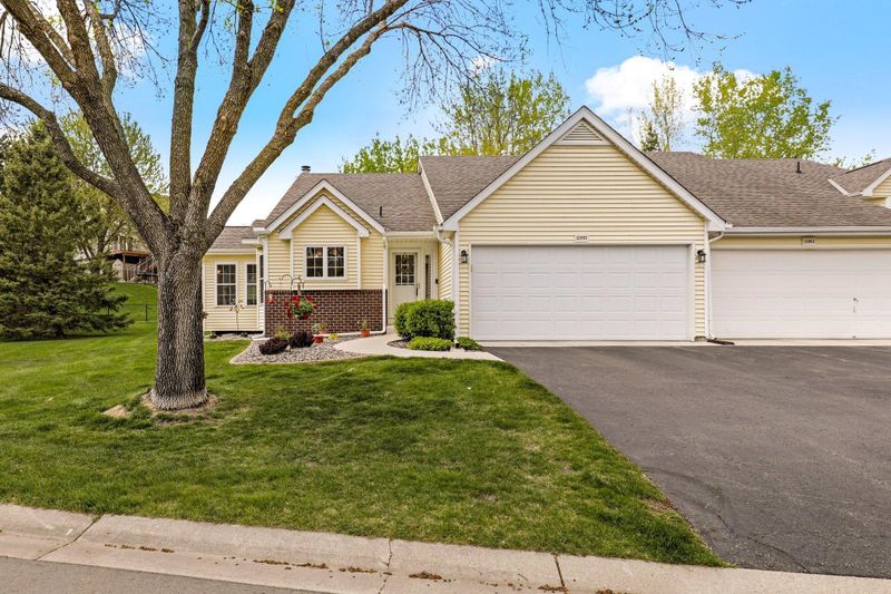 12995 Eastview Ct, Apple Valley, MN 55124