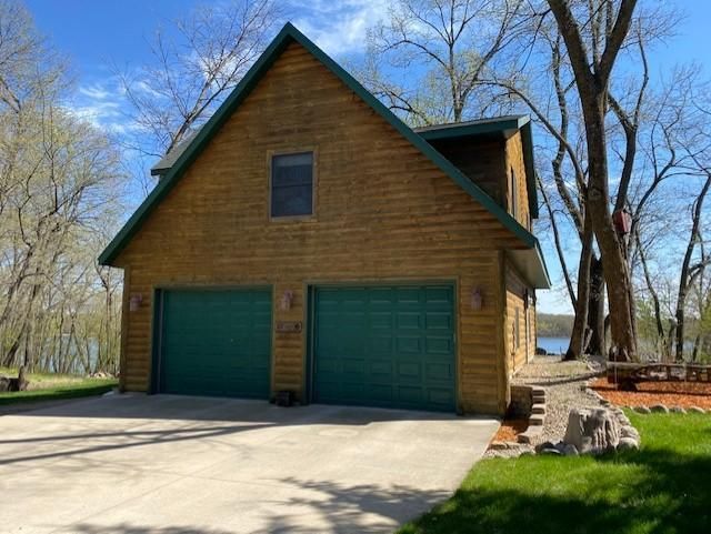 25101 Carousel Rd, Paynesville, MN 56362