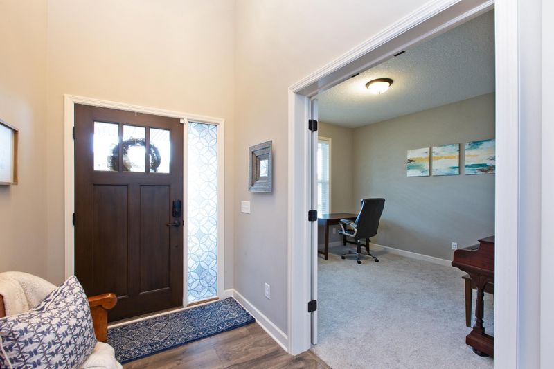 19337 Impala Ave, Lakeville, MN 55044