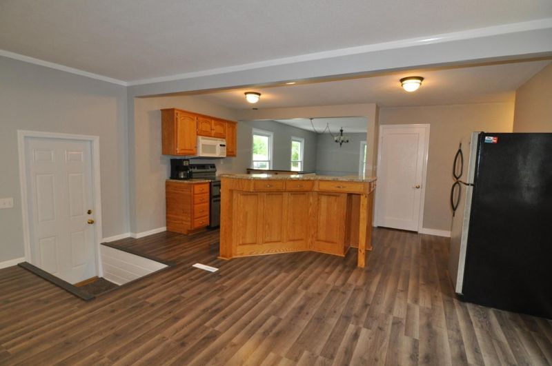 213 Summit Ave E, Walker, MN 56484