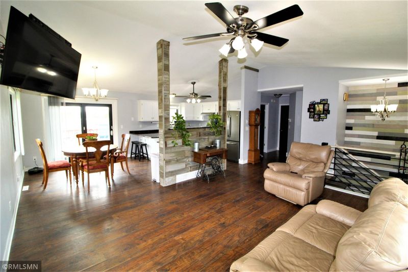 22087 Fairmount Rd, Saint Cloud, MN 56301
