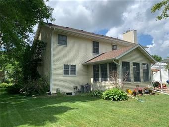 2528 Colony Cir, Saint Cloud, MN 56303
