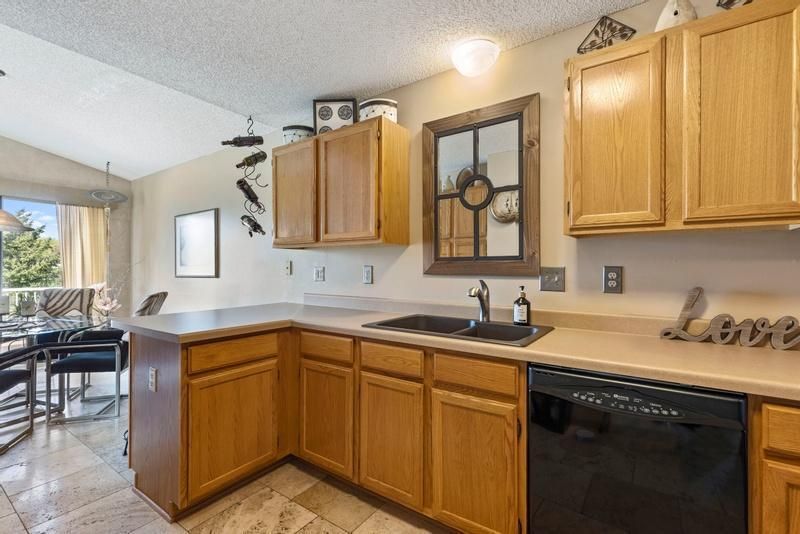 7618 157th St W #D, Apple Valley, MN 55124