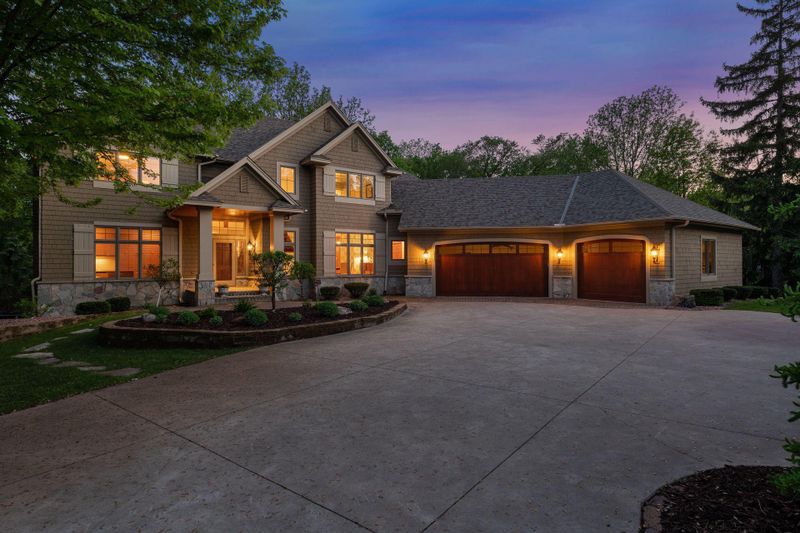 4810 Chantrey Pl, Minnetonka, MN 55345
