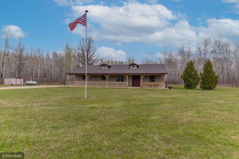 18469 Thoren Dr NW, Solway, MN 56678