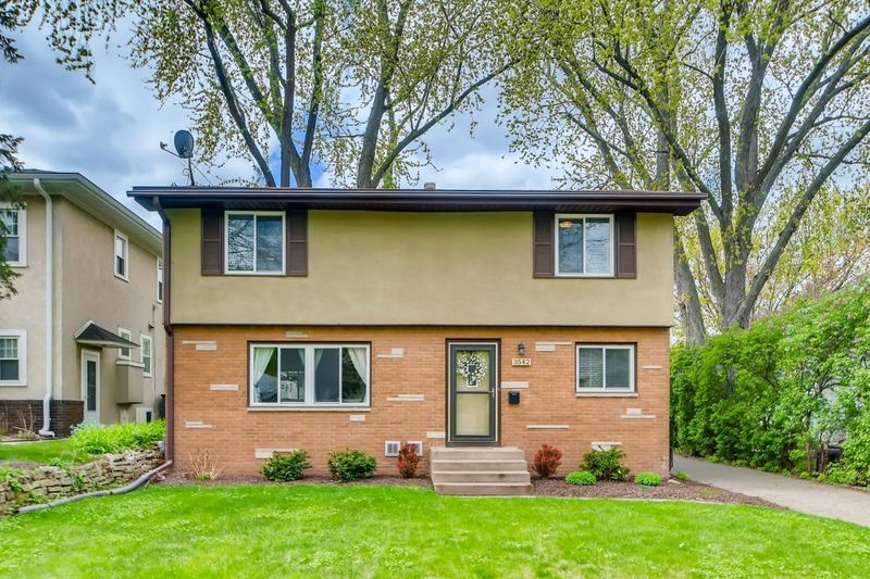 3542 Benjamin St NE, Minneapolis, MN 55418