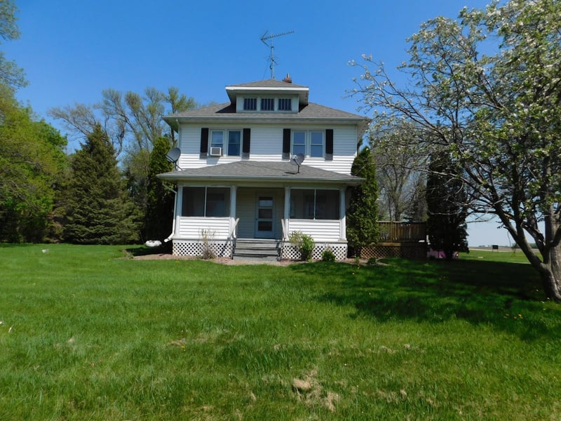 190 100th Ave SE, De Graff, MN 56271