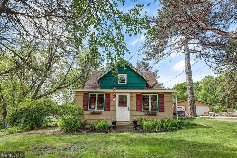 5935 Lynwood Blvd, Mound, MN 55364
