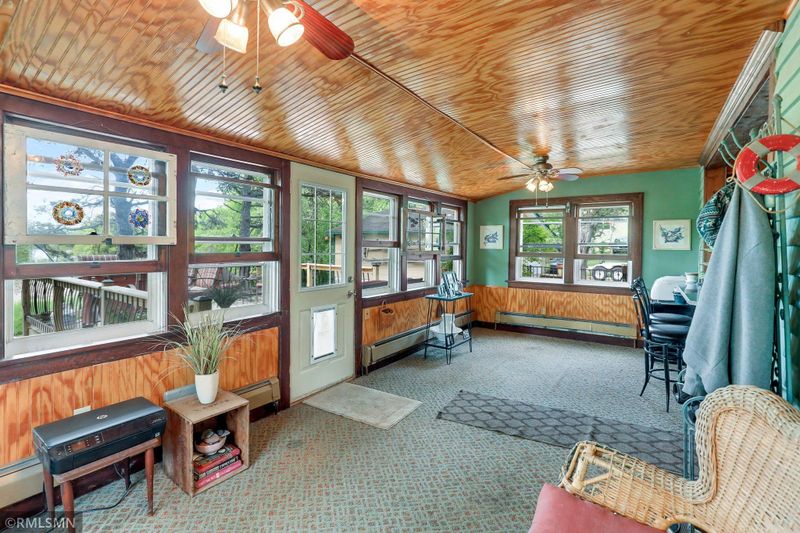 5935 Lynwood Blvd, Mound, MN 55364