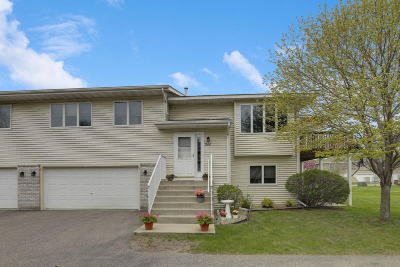 3166 Cory Ln, Hastings, MN 55033