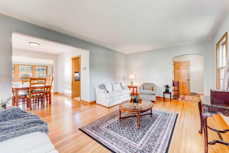 1307 E 54th St, Minneapolis, MN 55417