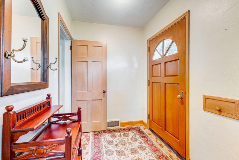 1307 E 54th St, Minneapolis, MN 55417