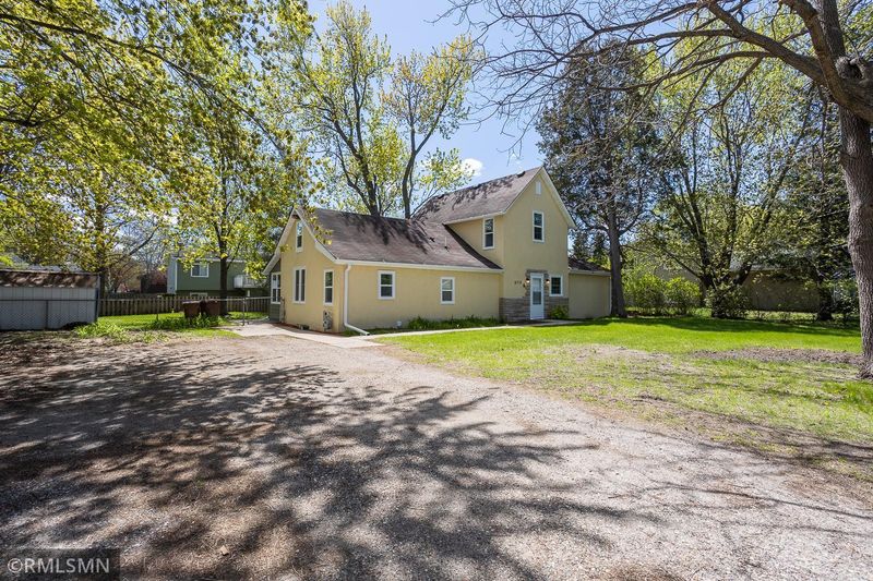 6715 117th Ave N, Champlin, MN 55316