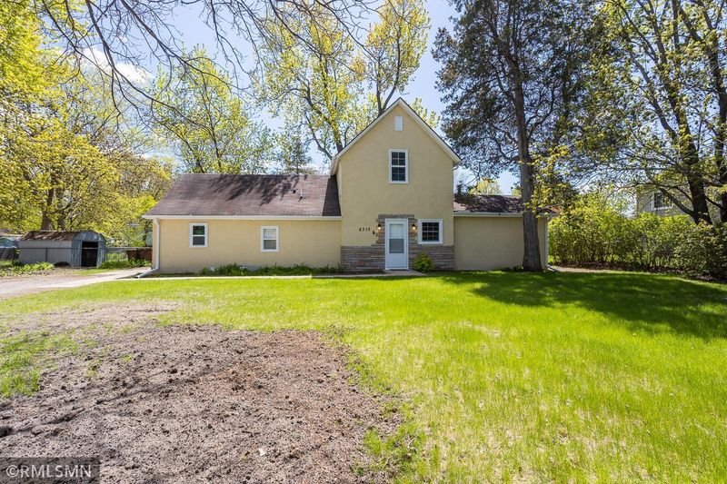 6715 117th Ave N, Champlin, MN 55316