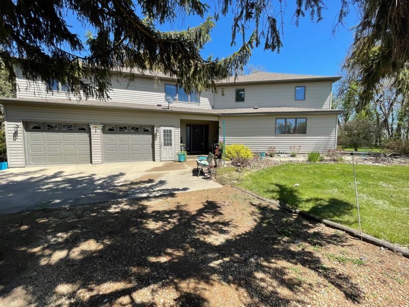 32338 Read Ave, Worthington, MN 56187
