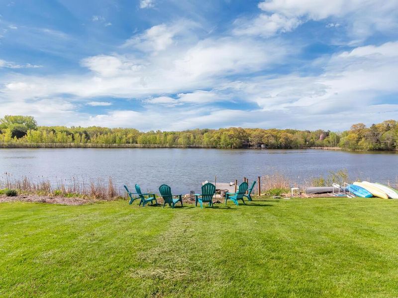 5270 132nd St W, Apple Valley, MN 55124